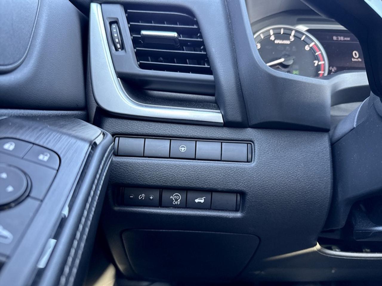 2026 Nissan Rogue SV Moonroof  **PANO ROOF - PWR GATE** Photo