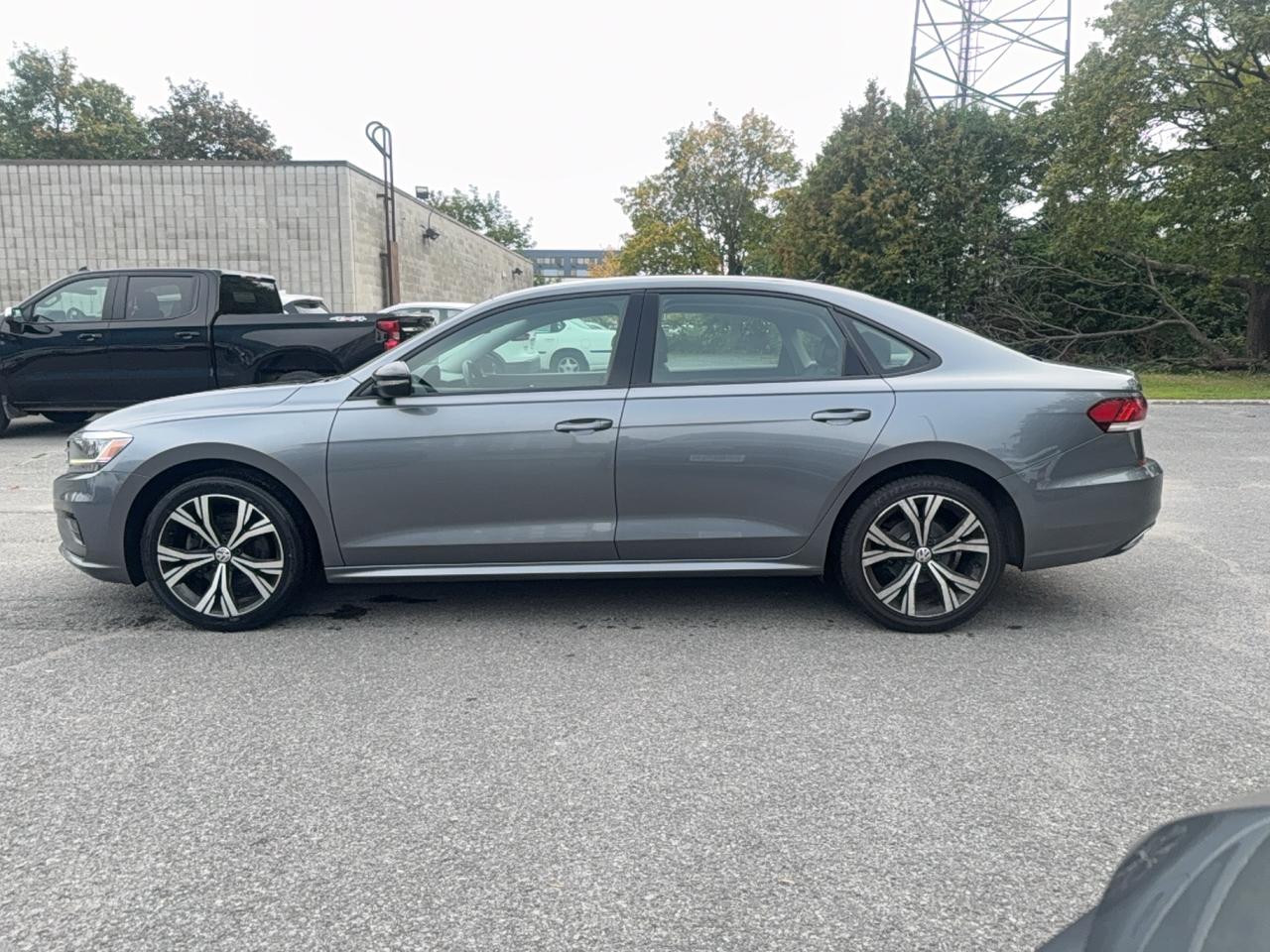 2022 Volkswagen Passat 2.0T Limited Edition Photo1