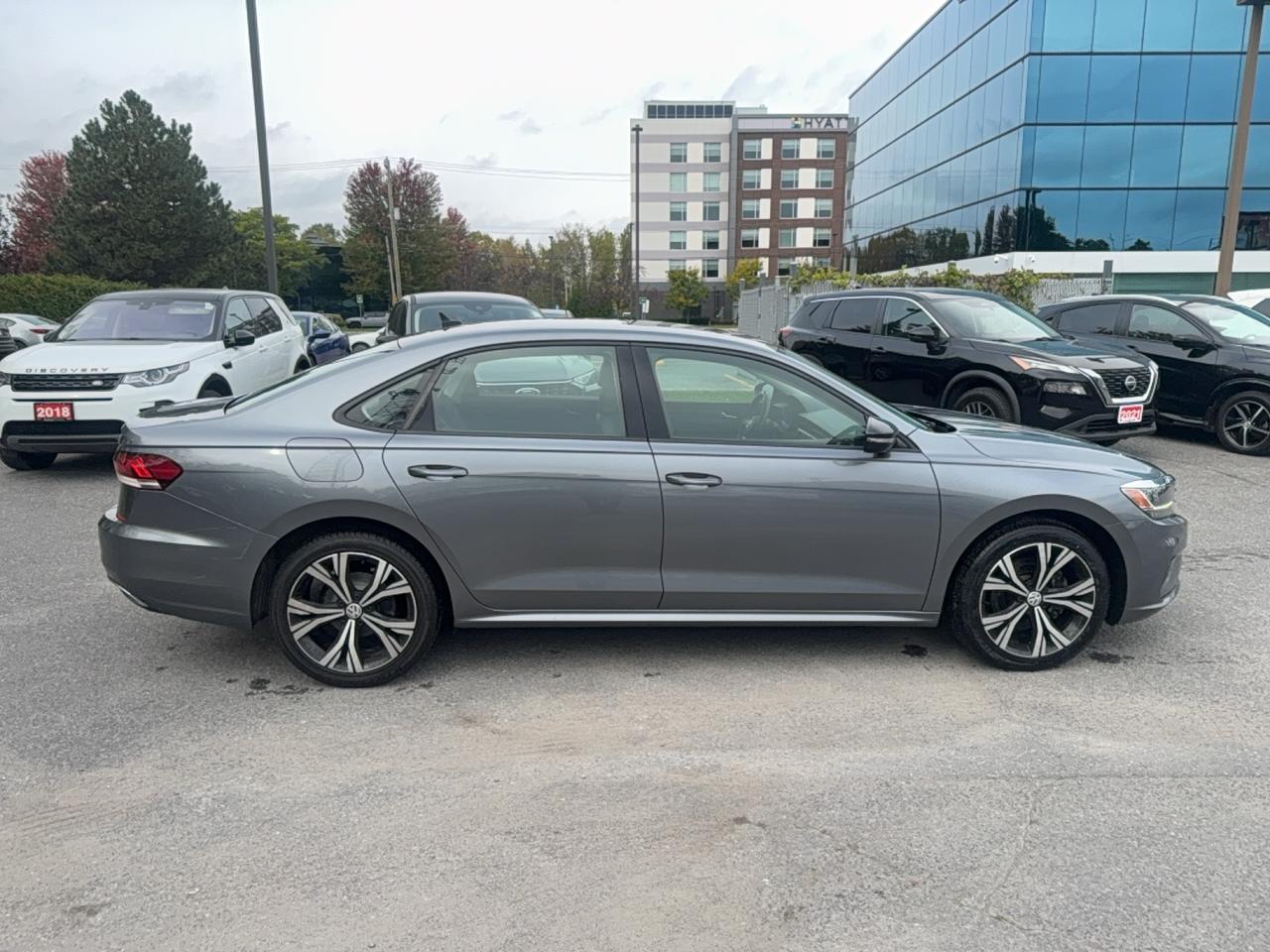 2022 Volkswagen Passat 2.0T Limited Edition Photo