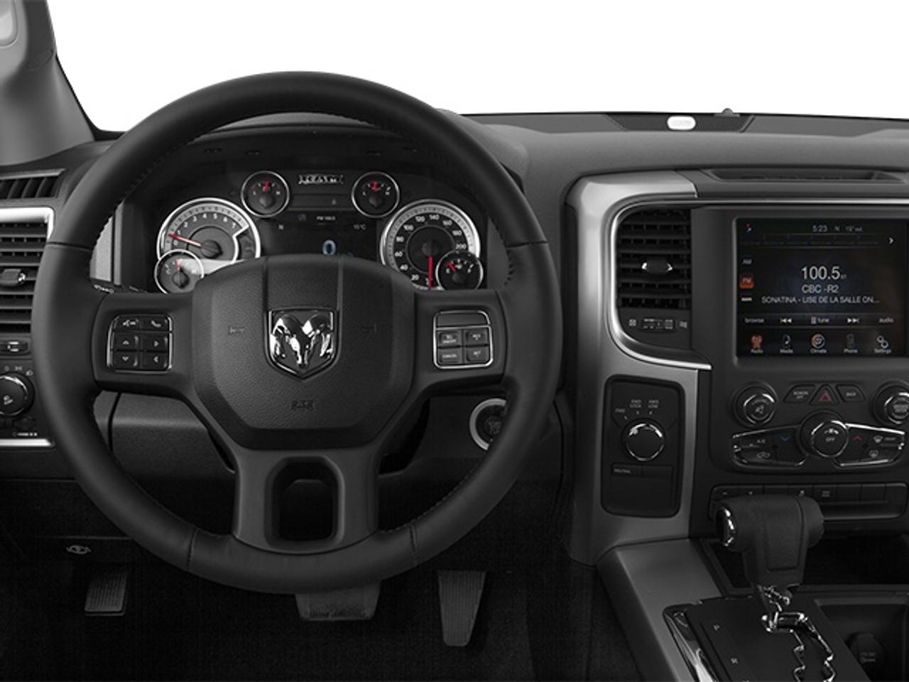 2013 RAM 1500 SLT Photo3