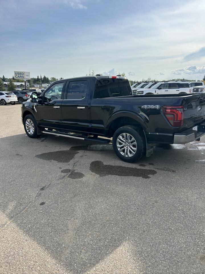2024 Ford F-150 Lariat Photo4