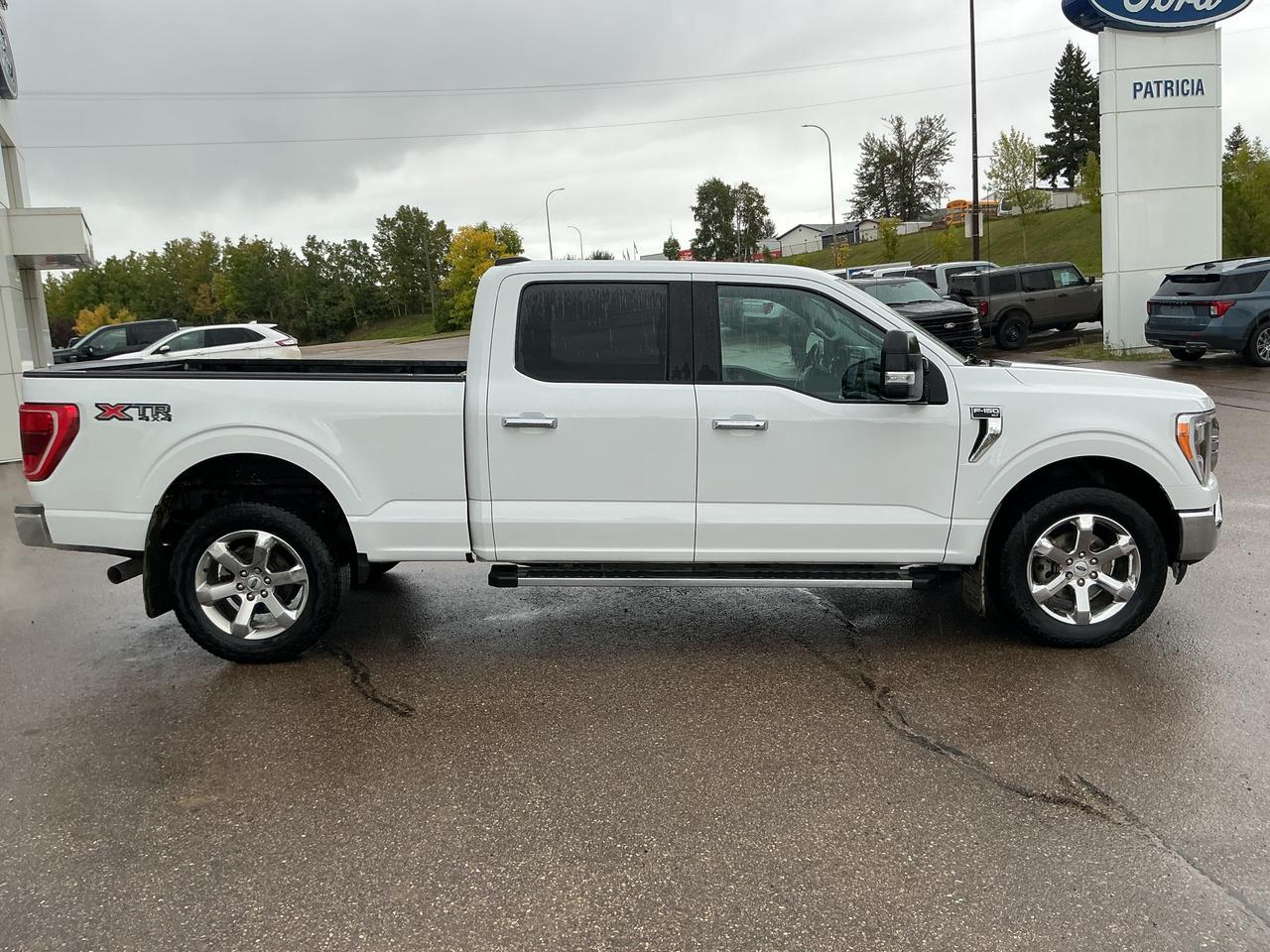 2021 Ford F-150 XLT Photo3