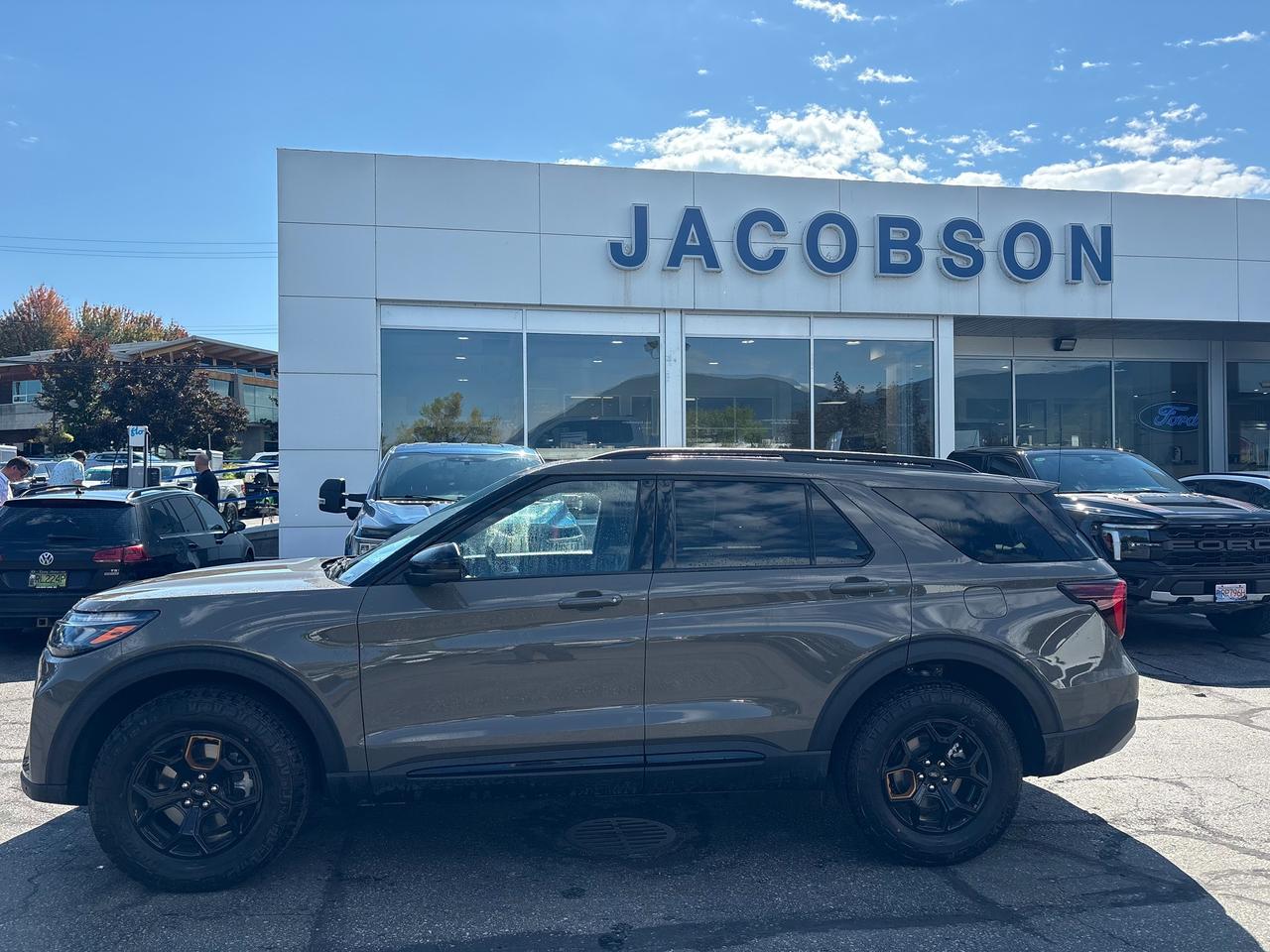 2026 Ford Explorer TREMOR Photo1