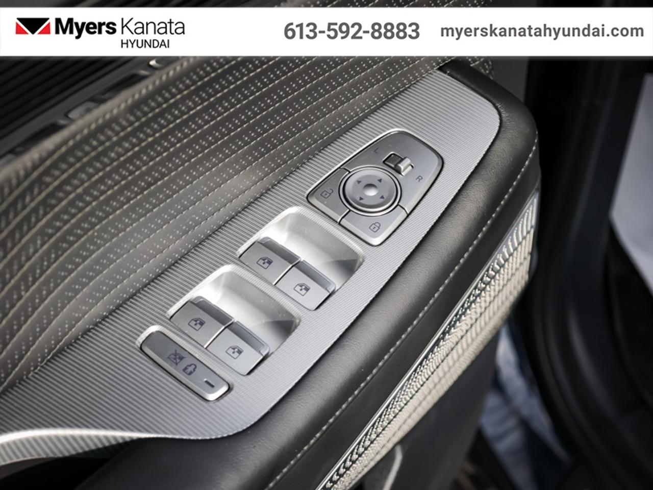 2025 Hyundai PALISADE Ultimate Calligraphy 7-Passenger Photo