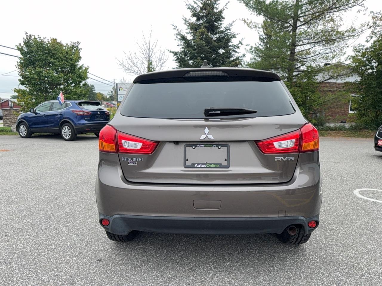 2017 Mitsubishi RVR SE Photo3