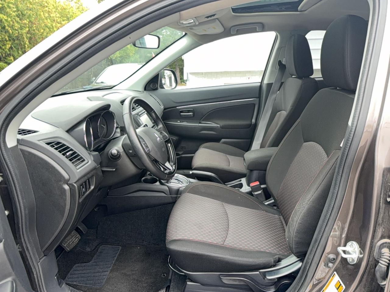 2017 Mitsubishi RVR SE Photo