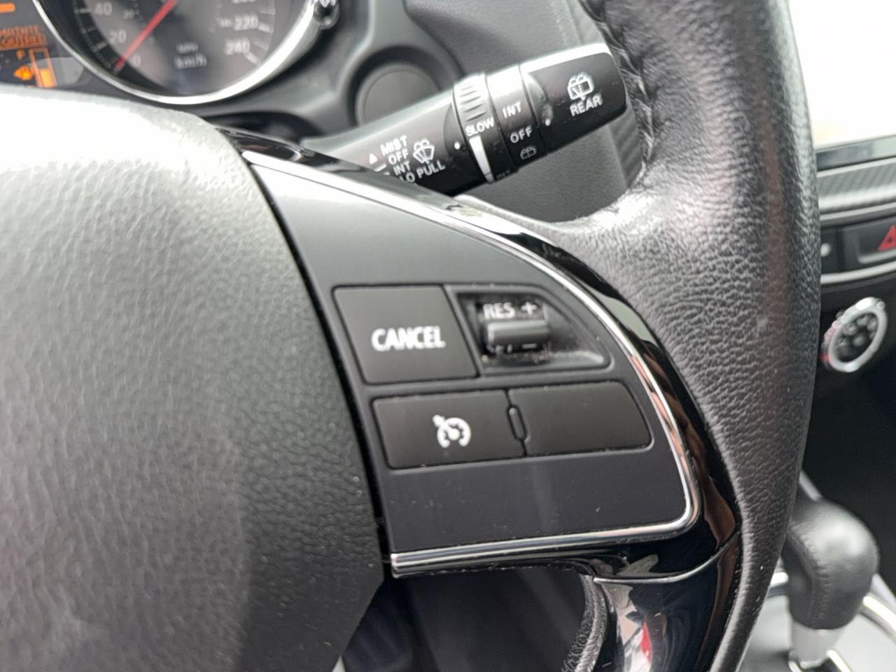 2017 Mitsubishi RVR SE Photo