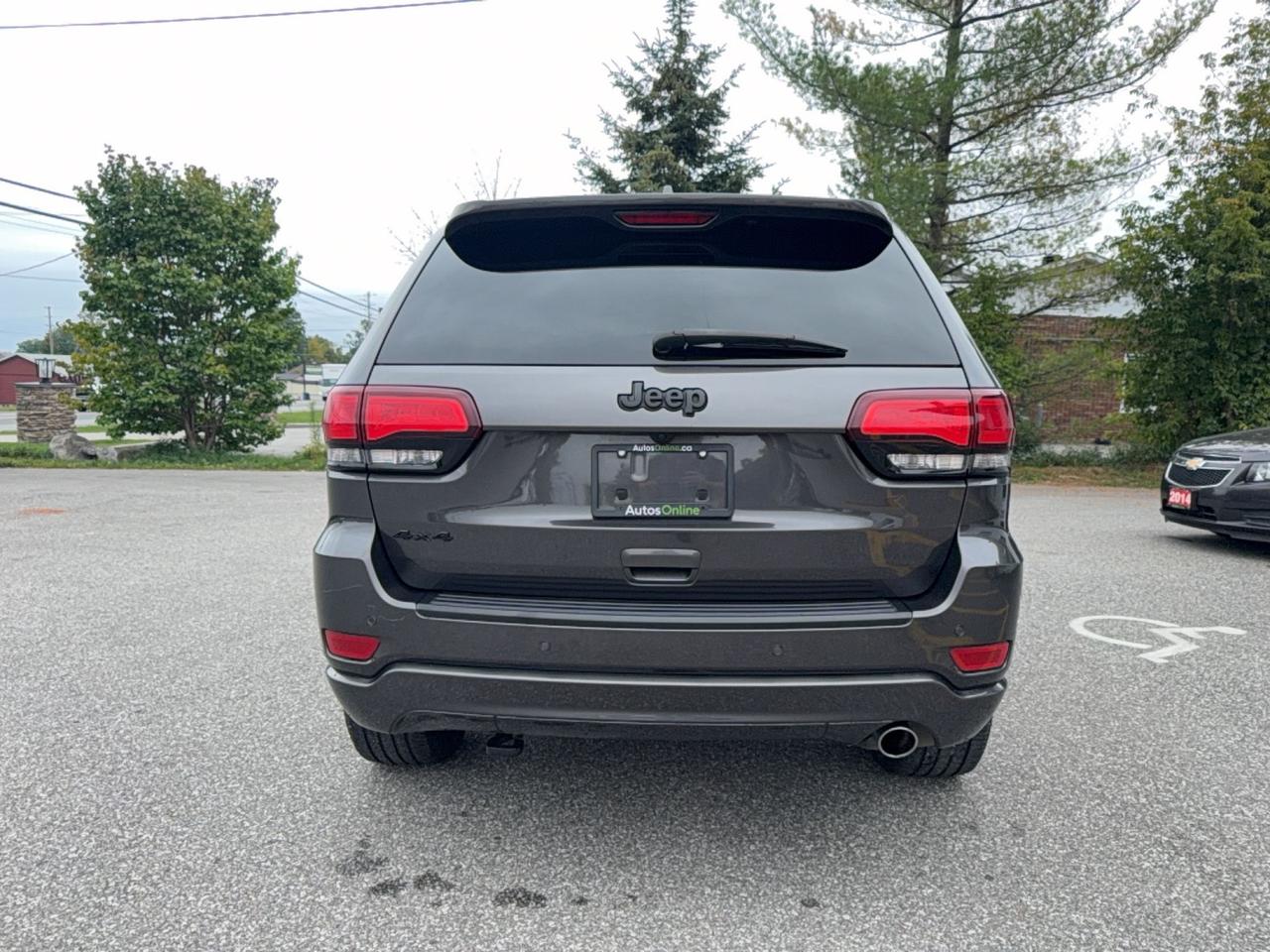2019 Jeep Grand Cherokee ALTITUDE-4X4-SUNROOF-LEATHER-LOADED BEAUTY! Photo3