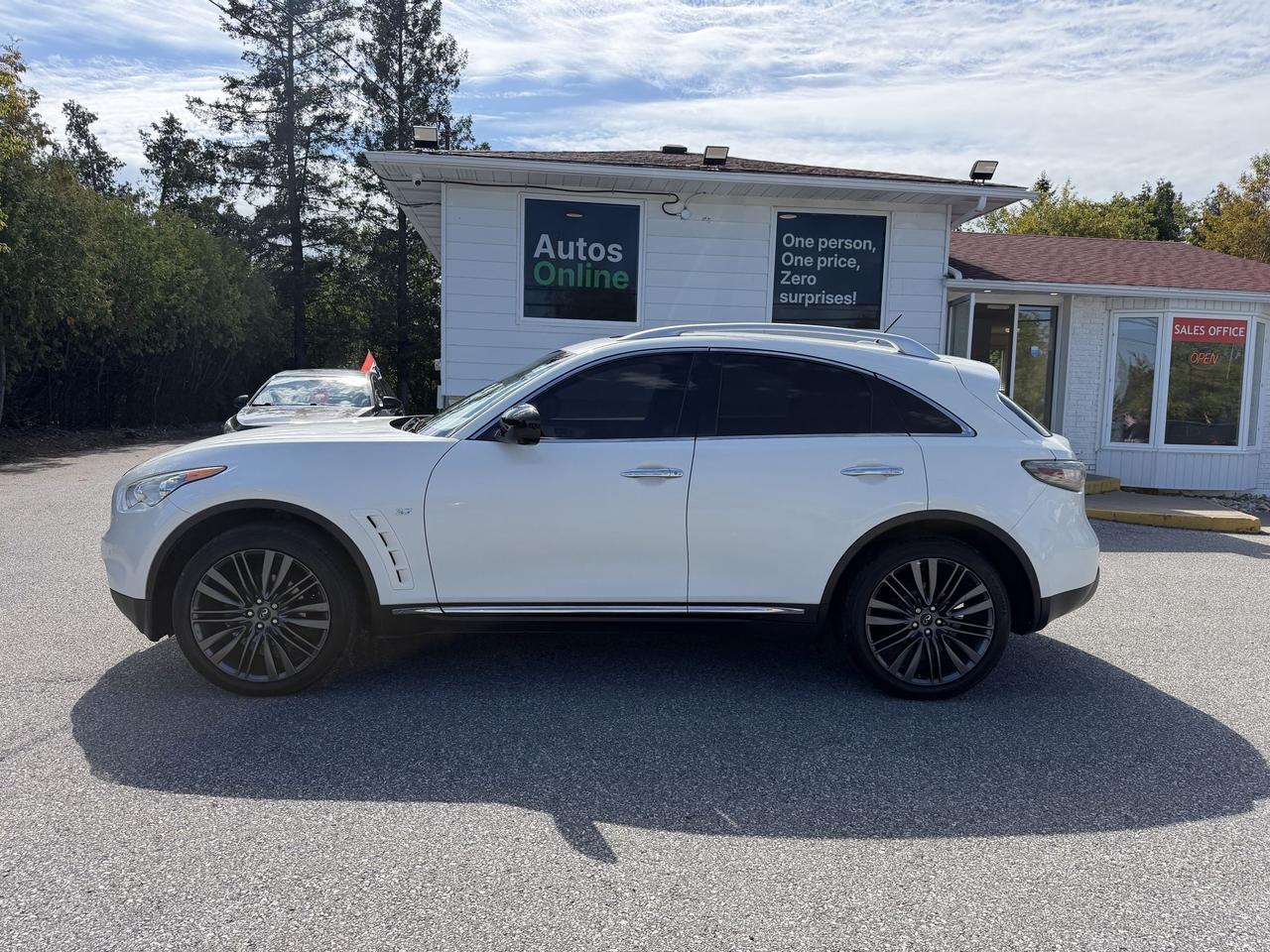 2017 Infiniti QX70 LIMITED-NAV-SUNROOF-DRIVE ASSIST-HEATED AC LEATHER SEATS Photo1