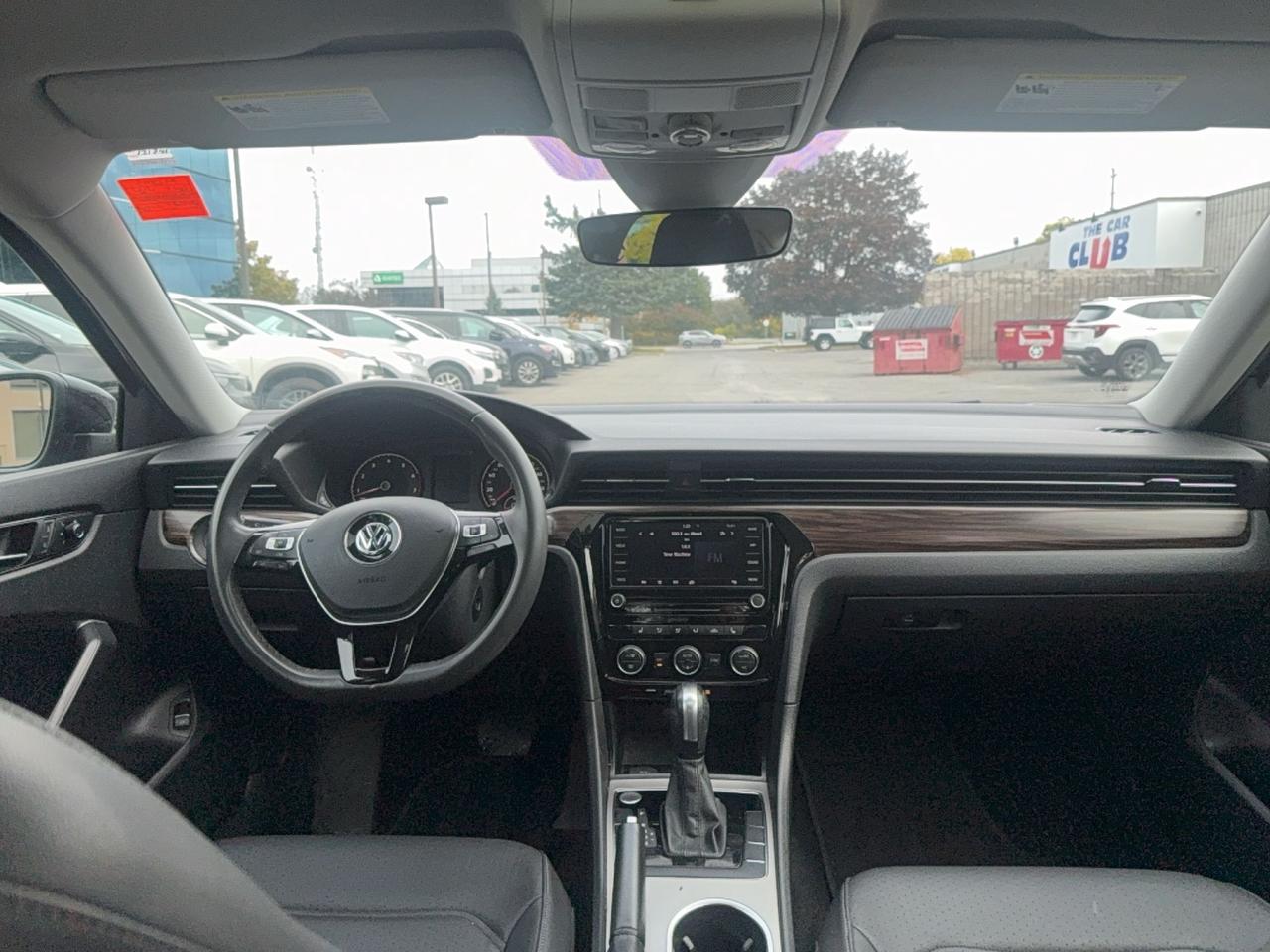 2022 Volkswagen Passat 2.0T Limited Edition