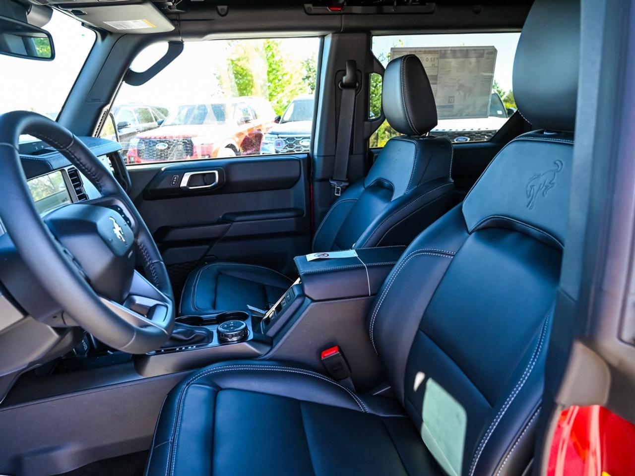 2026 Ford Bronco Outer Banks Photo