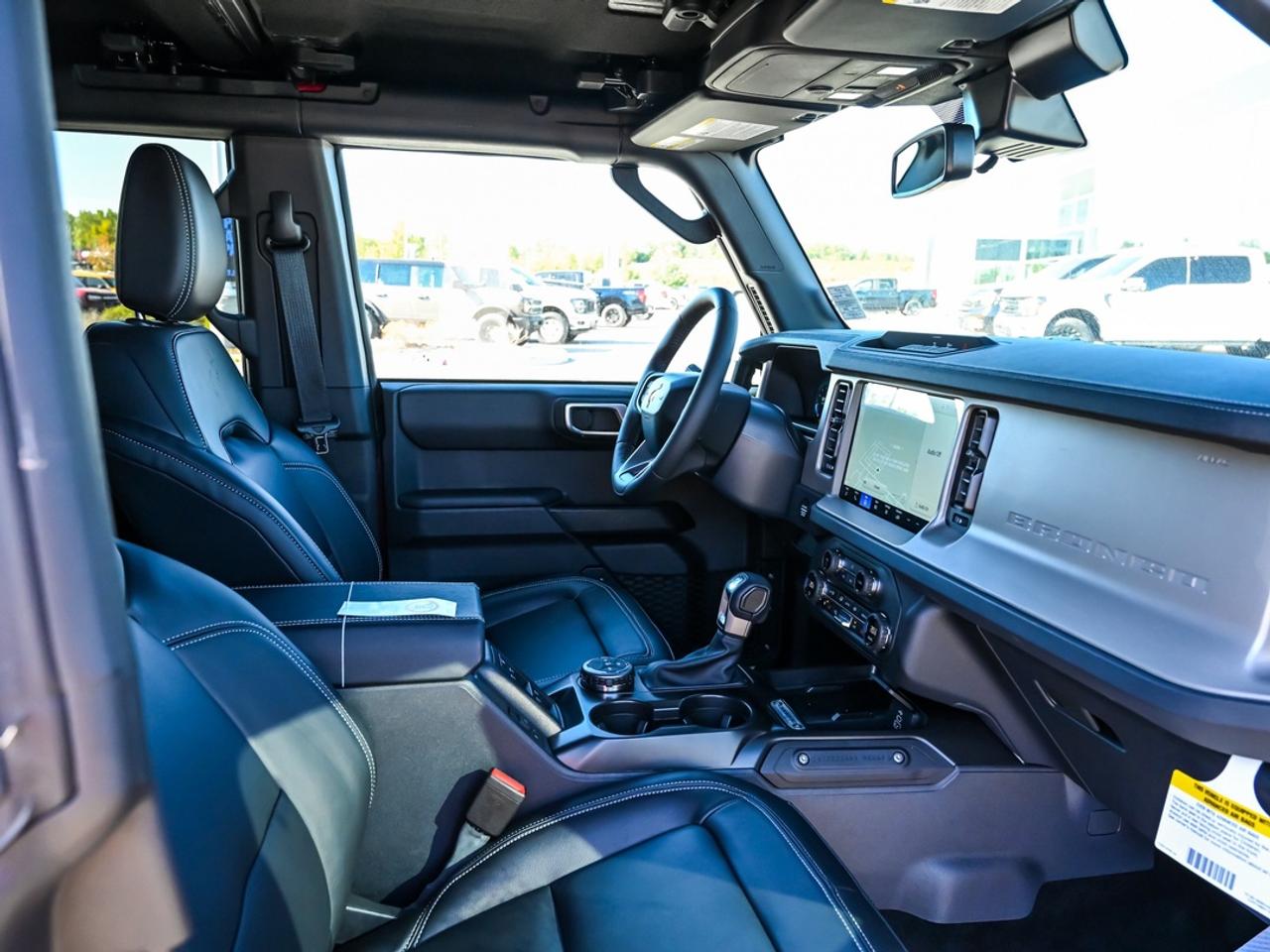 2026 Ford Bronco Outer Banks Photo