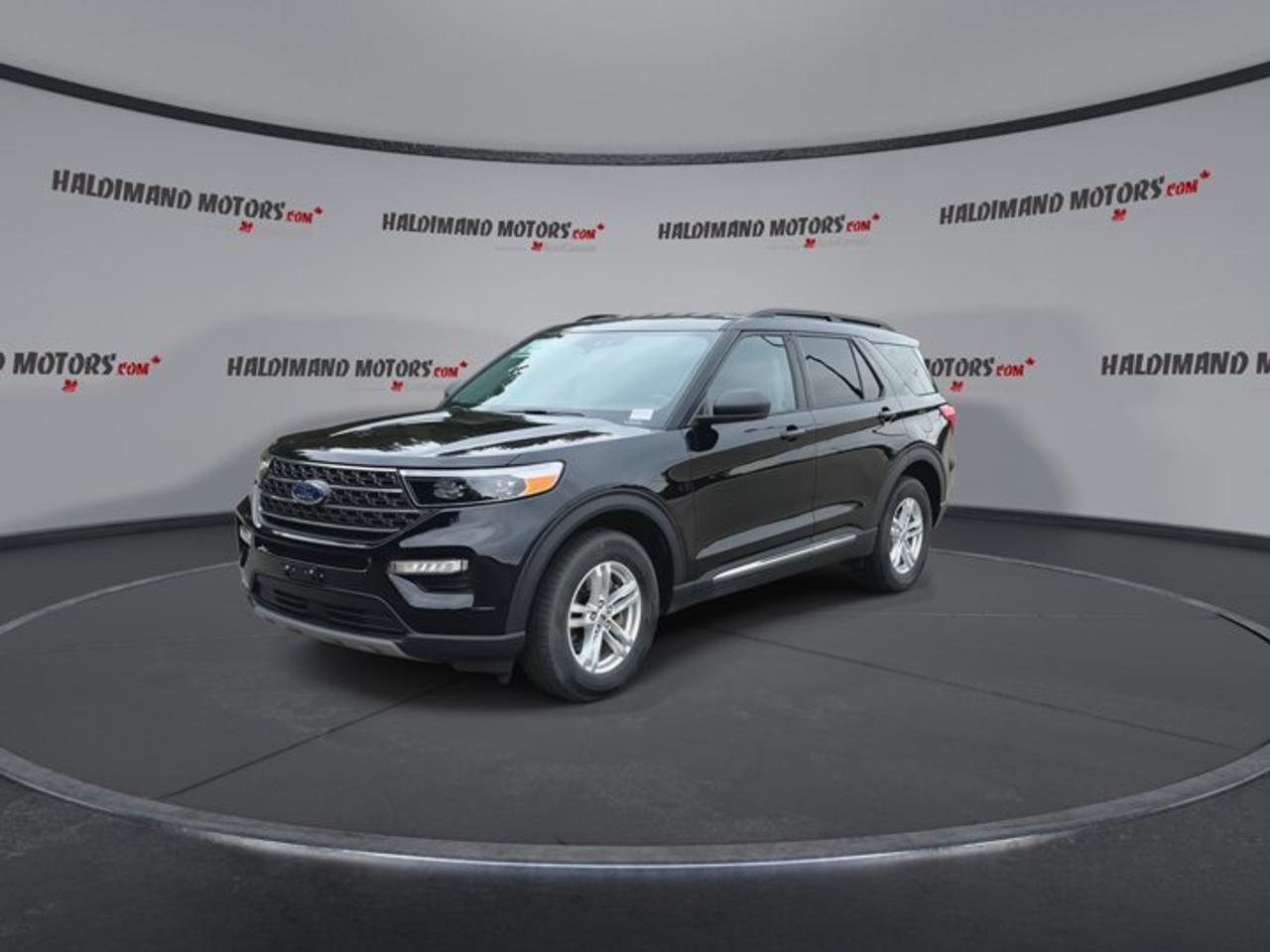 2022 Ford Explorer XLT 4WD | One Owner | No Accidents | Leather Seats Photo