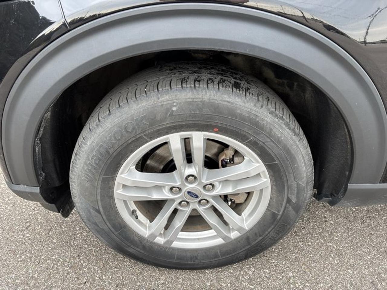 2022 Ford Explorer XLT 4WD | One Owner | No Accidents | Leather Seats Photo