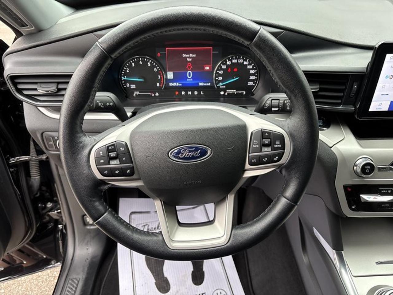 2022 Ford Explorer XLT 4WD | One Owner | No Accidents | Leather Seats Photo