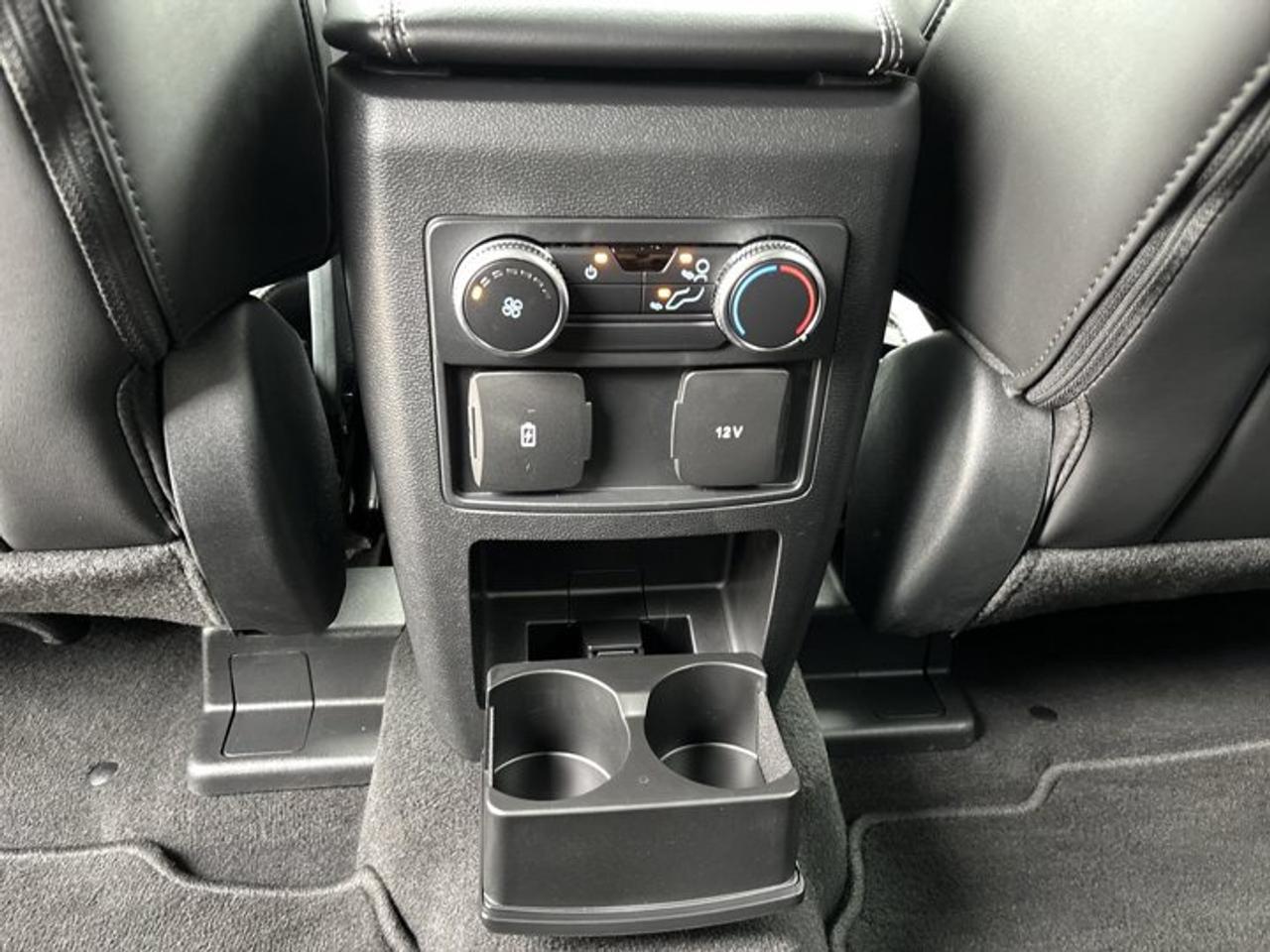 2022 Ford Explorer XLT 4WD | One Owner | No Accidents | Leather Seats Photo