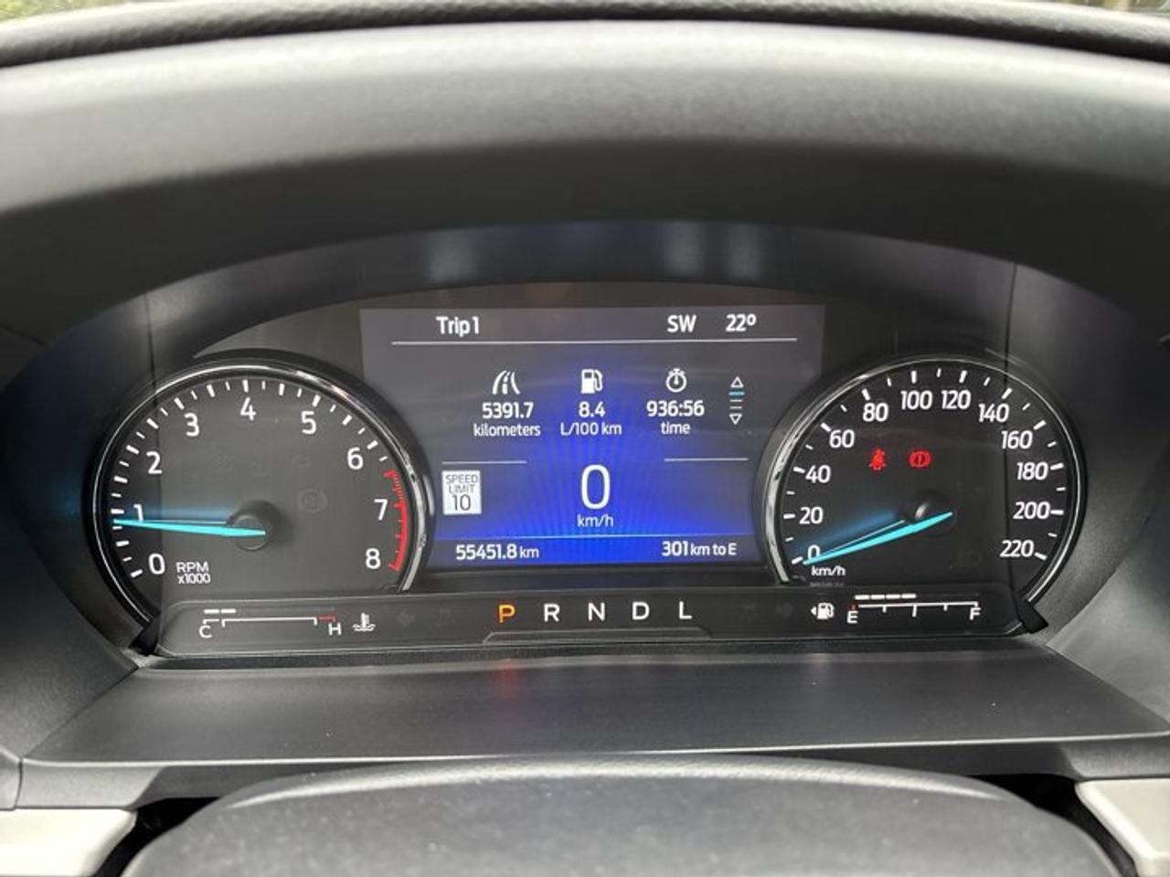 2022 Ford Explorer XLT 4WD | One Owner | No Accidents | Leather Seats Photo