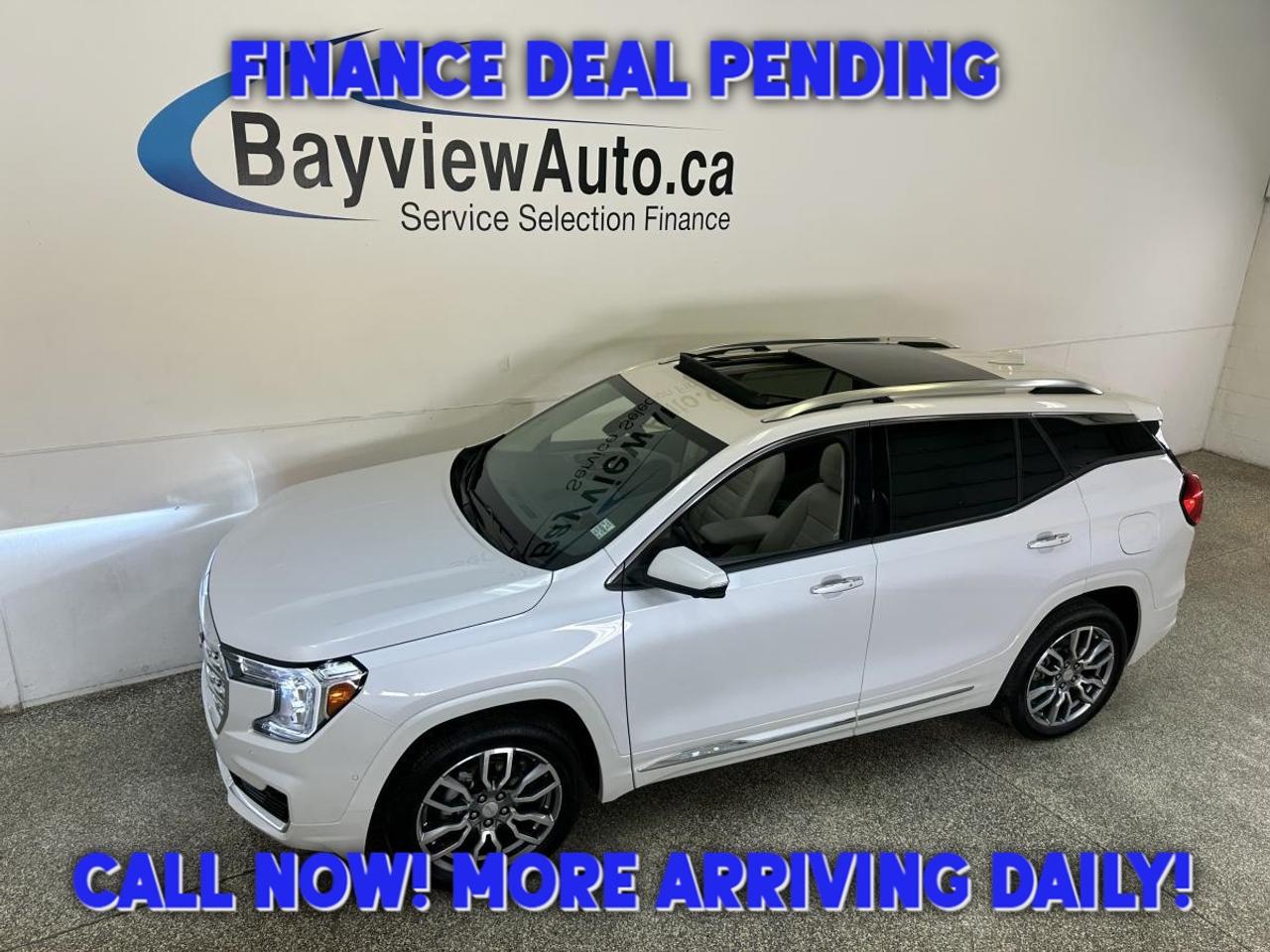 2024 GMC Terrain Denali DENALI/AWD/13000KM/PANOROOF/NAV/LEATHER/1 OWNER! Photo