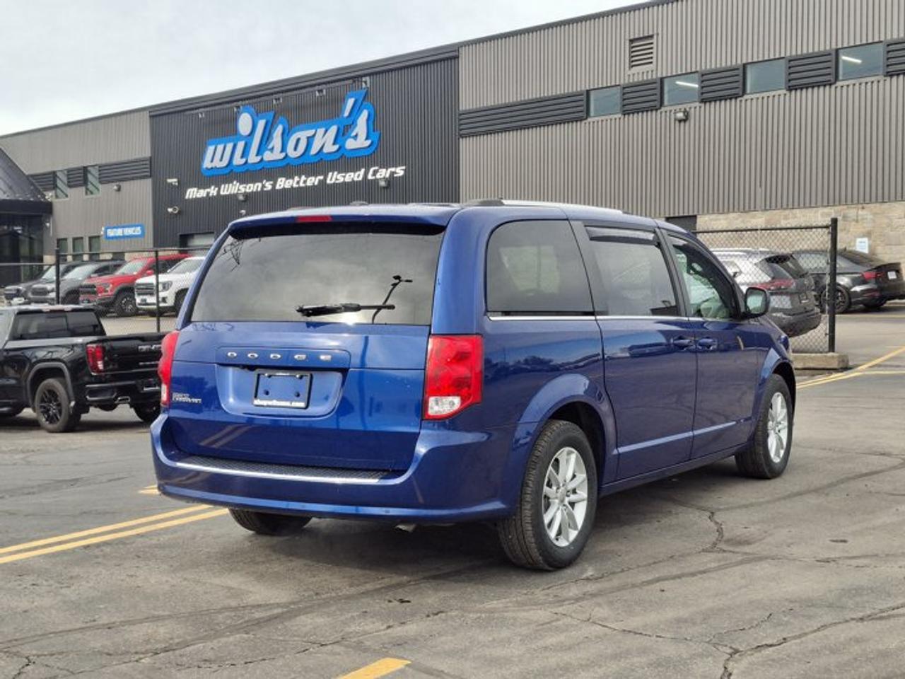 2019 Dodge Grand Caravan SXT Premium Plus | Navi | DVD | Split Leather + Suede | Power Tailgate + Sliding Doors| and More ! Photo