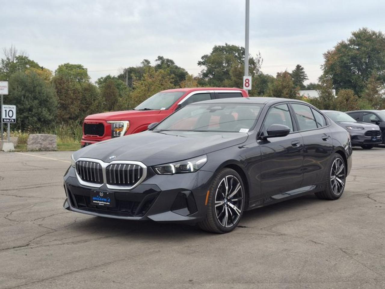 2024 BMW 5 Series 530i xDrive | Premium Pkg | HUD | Leather | Sunroof | Nav | Aerial View Display System | Photo