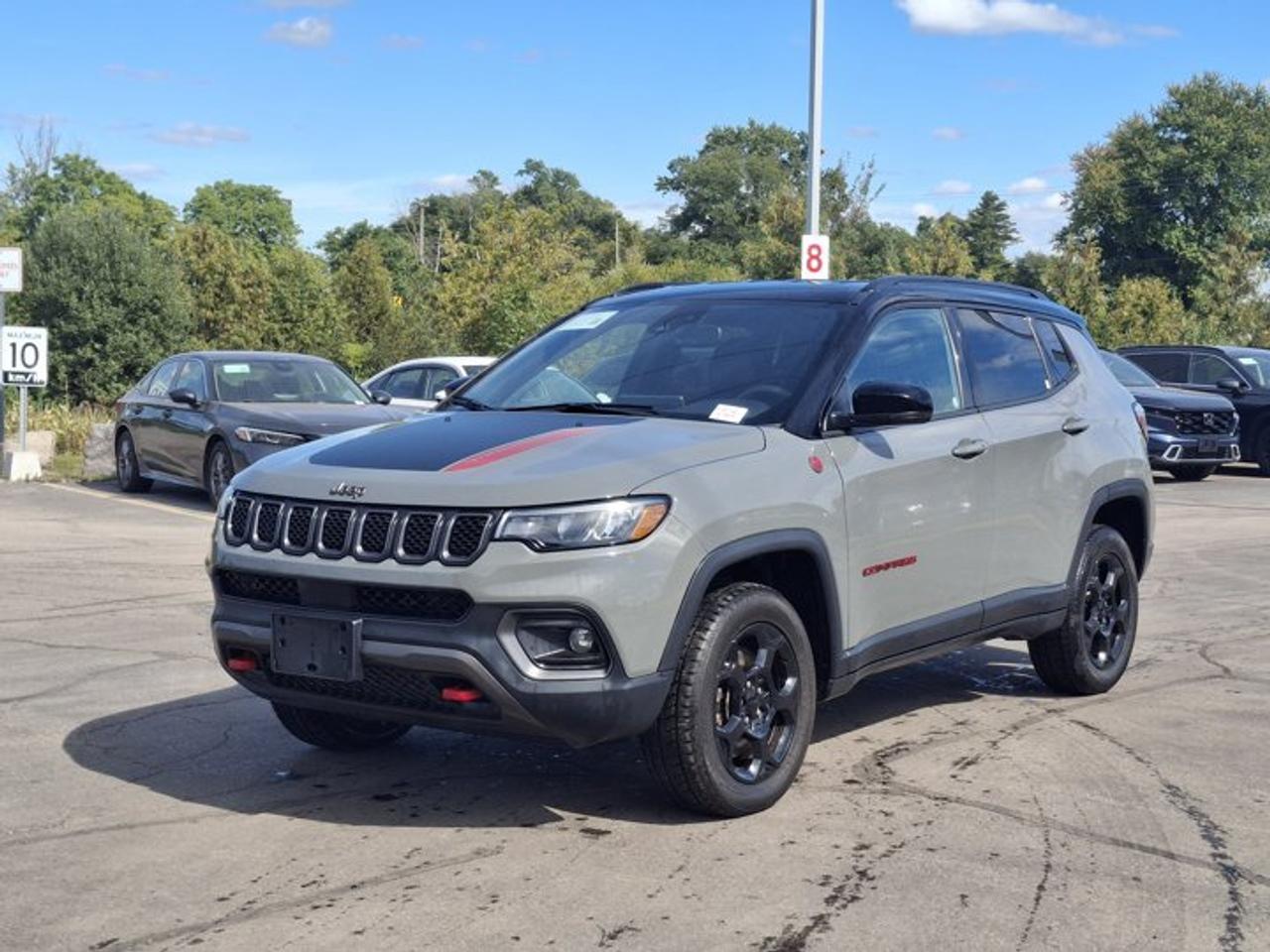 2023 Jeep Compass Trailhawk 4X4 | Leather/Cloth Split | Htd Wheel + Seats | Power Liftgate | Carplay + Android & More! Photo0