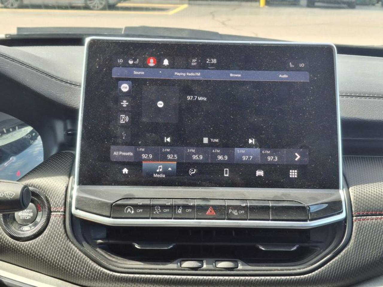 2023 Jeep Compass Trailhawk 4X4 | Leather/Cloth Split | Htd Wheel + Seats | Power Liftgate | Carplay + Android & More! Photo