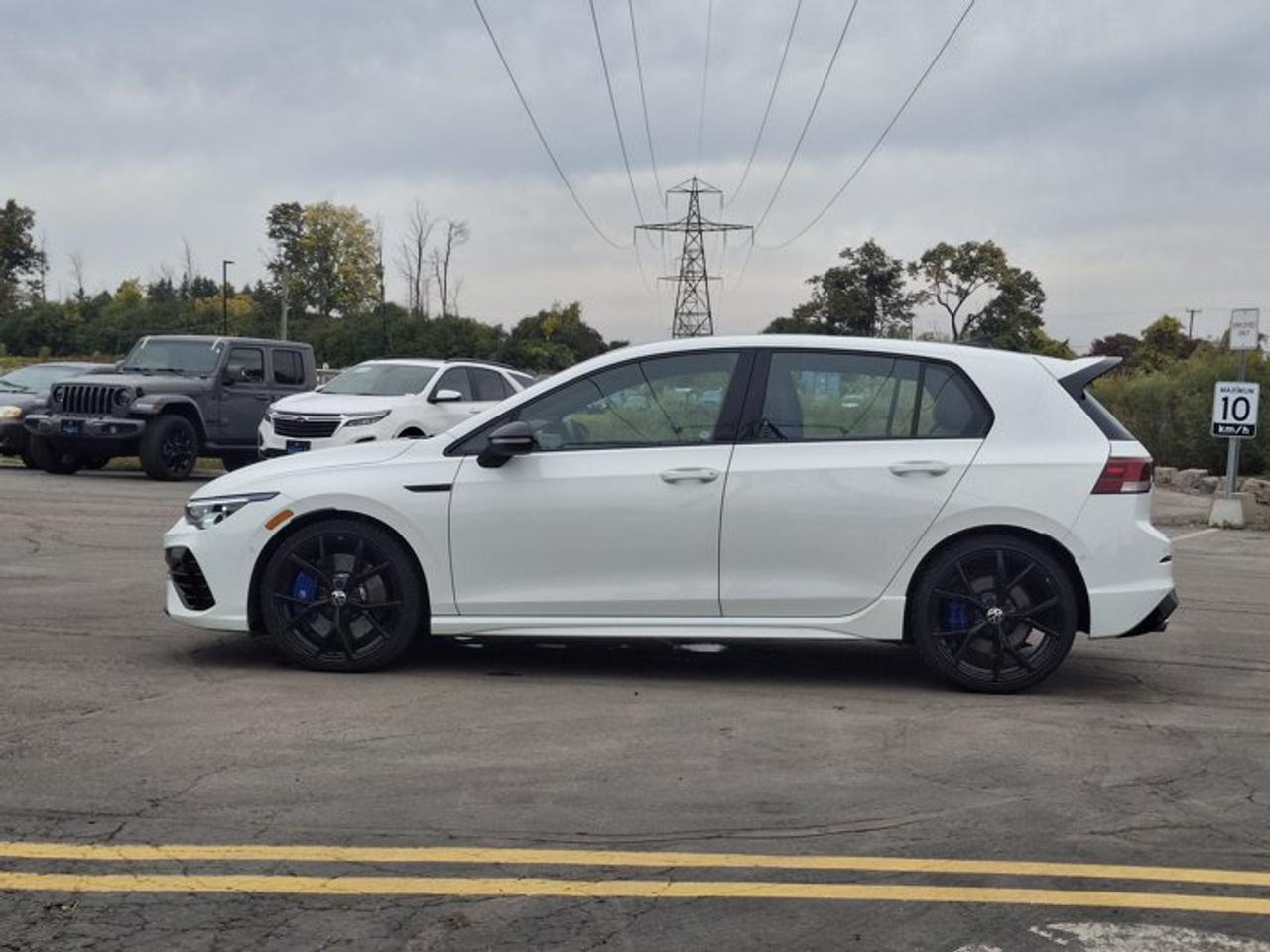 2023 Volkswagen Golf R 20th Anniversary AWD | Leather | Nav | HUD | Adaptive Cruise | Cooled + Heated Seats | and More ! Photo1