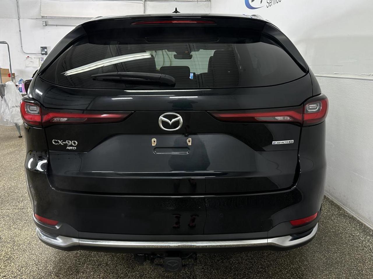 2024 Mazda CX-90 MHEV GT/HYBRID/AWD/HUD/ROOF/NAVI/OFF 1 OWNER LEASE! Photo