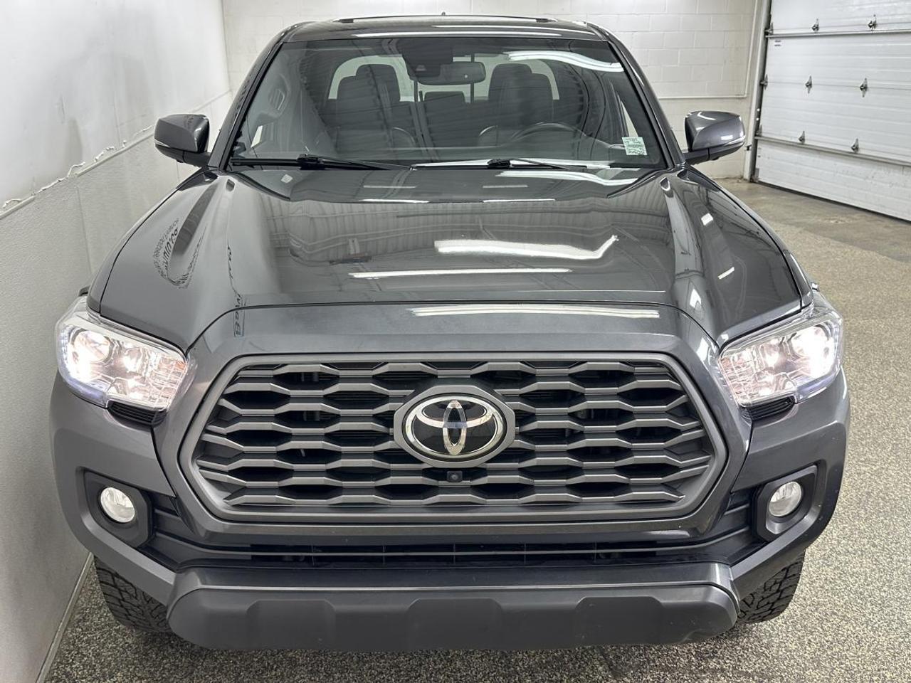 2023 Toyota Tacoma TRD Off Road V6 TRD OFF ROAD/PREMIUM/LEATHER/ROOF/CRAWL CONTROL/51KM! Photo5