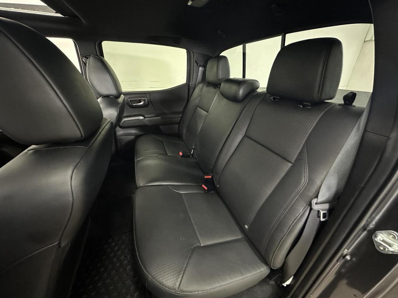 2023 Toyota Tacoma TRD Off Road V6 TRD OFF ROAD/PREMIUM/LEATHER/ROOF/CRAWL CONTROL/51KM! Photo