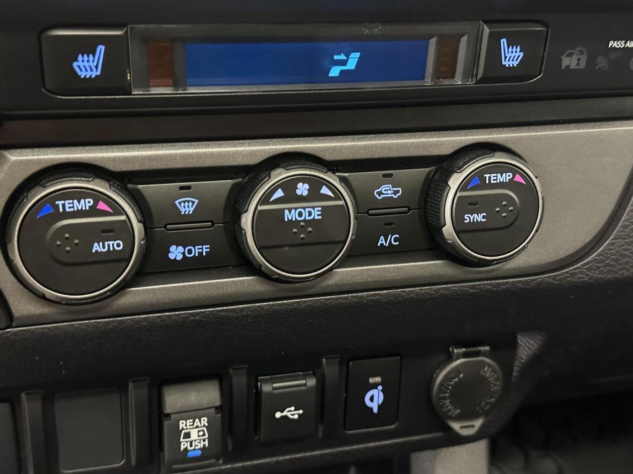 2023 Toyota Tacoma TRD Off Road V6 TRD OFF ROAD/PREMIUM/LEATHER/ROOF/CRAWL CONTROL/51KM! Photo