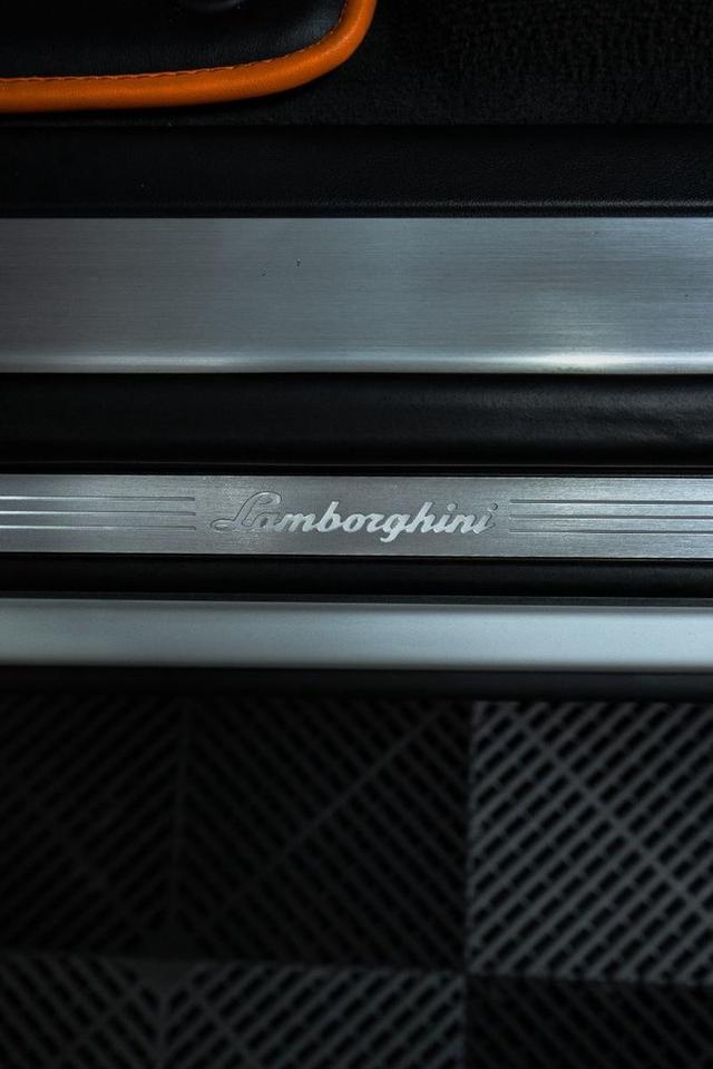 2019 Lamborghini Urus  Photo