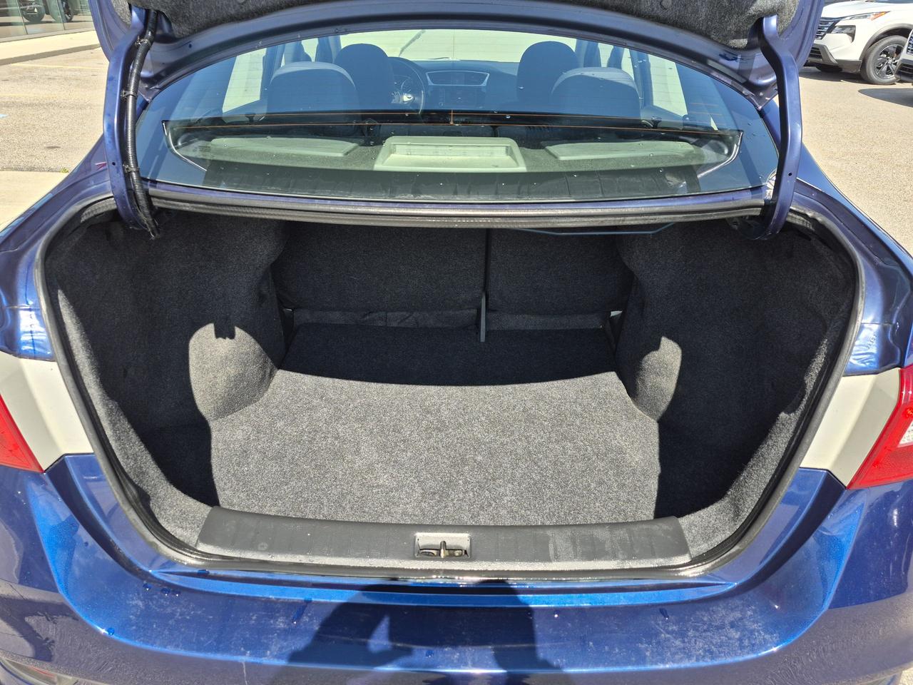 2019 Nissan Sentra SV STYLE PKG - ALLOY WHEELS - SUNROOF Photo