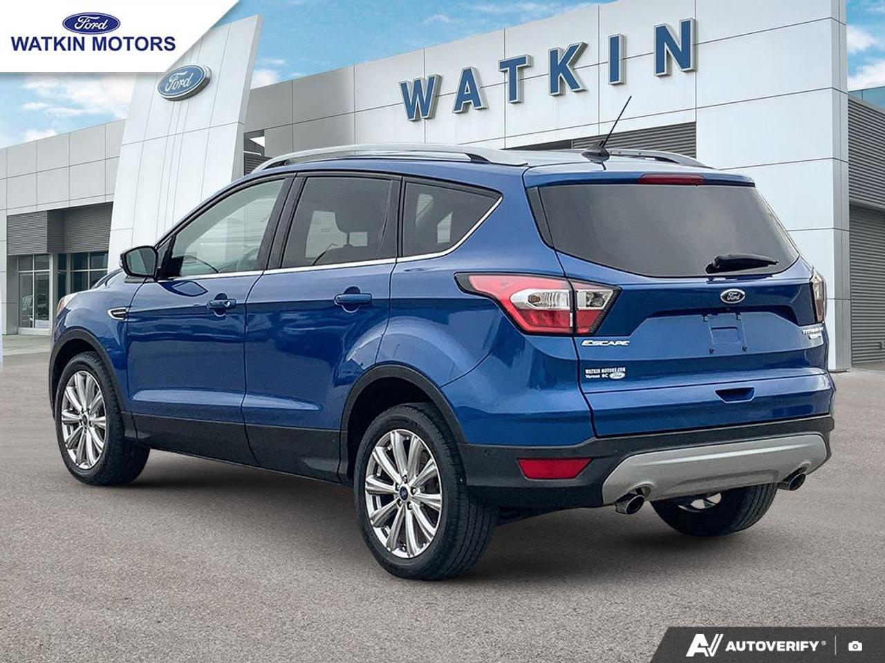 2018 Ford Escape Titanium Photo2
