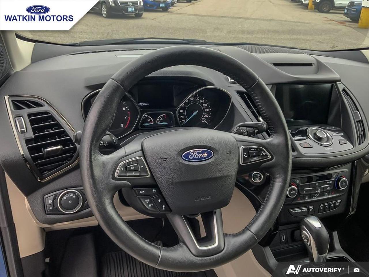 2018 Ford Escape Titanium Photo16