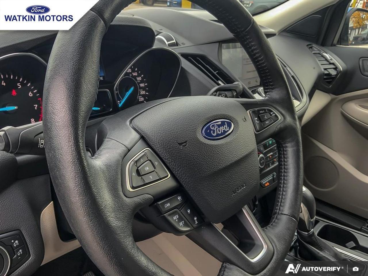 2018 Ford Escape Titanium Photo18