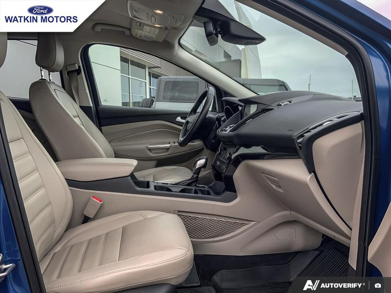 2018 Ford Escape Titanium Photo24