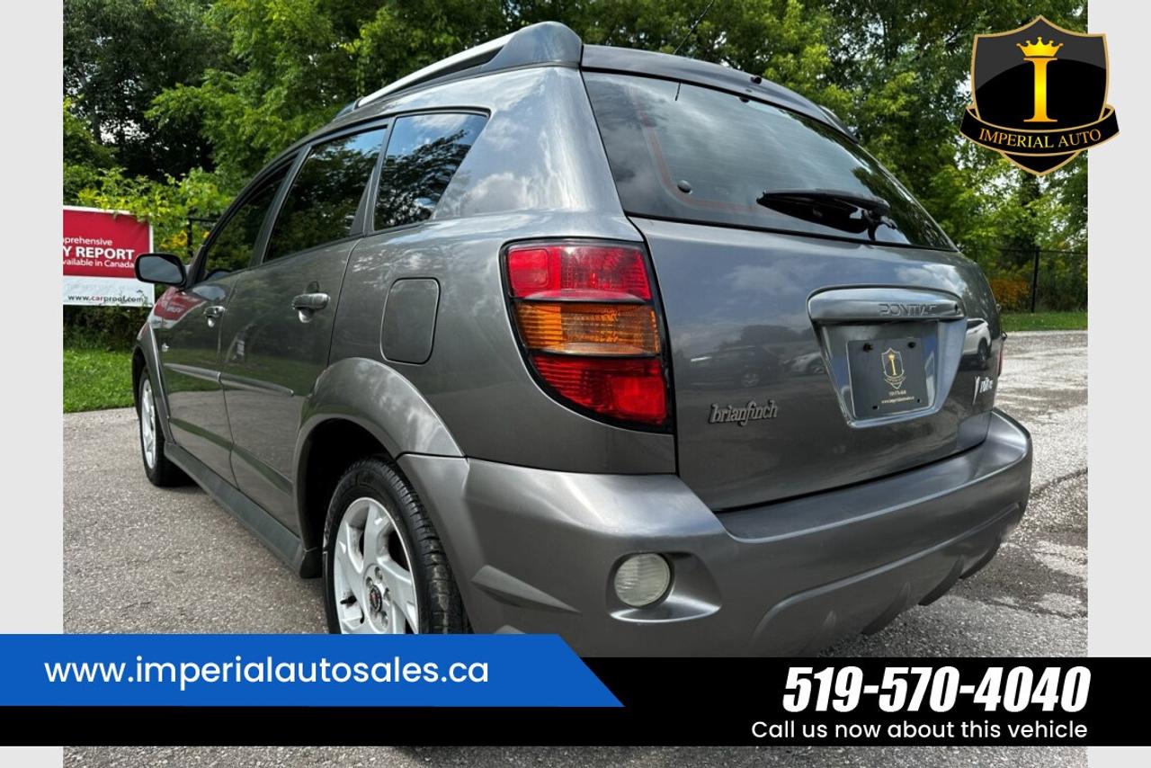 2007 Pontiac Vibe 1.8-FWD Photo