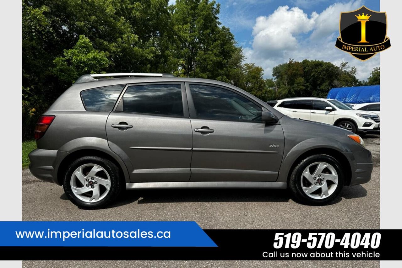 2007 Pontiac Vibe 1.8-FWD Photo