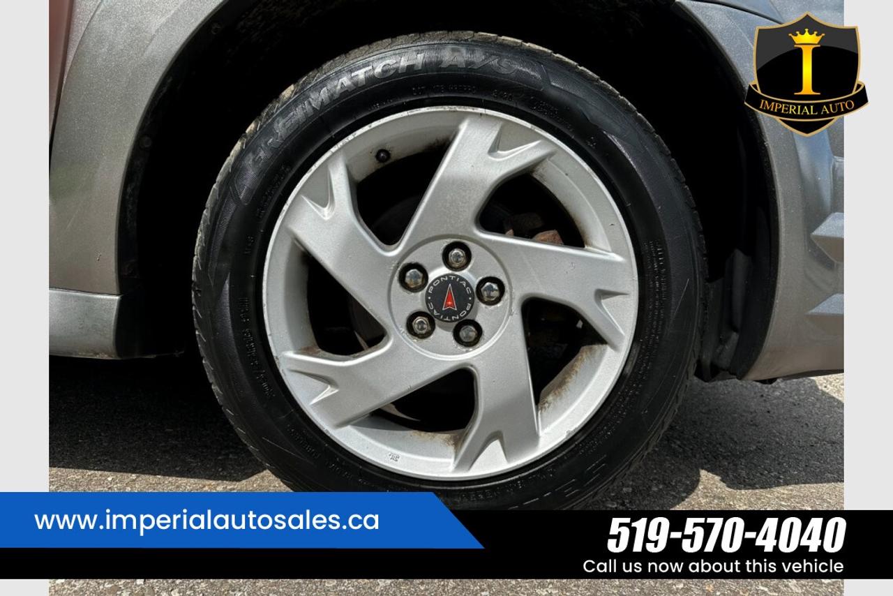 2007 Pontiac Vibe 1.8-FWD Photo
