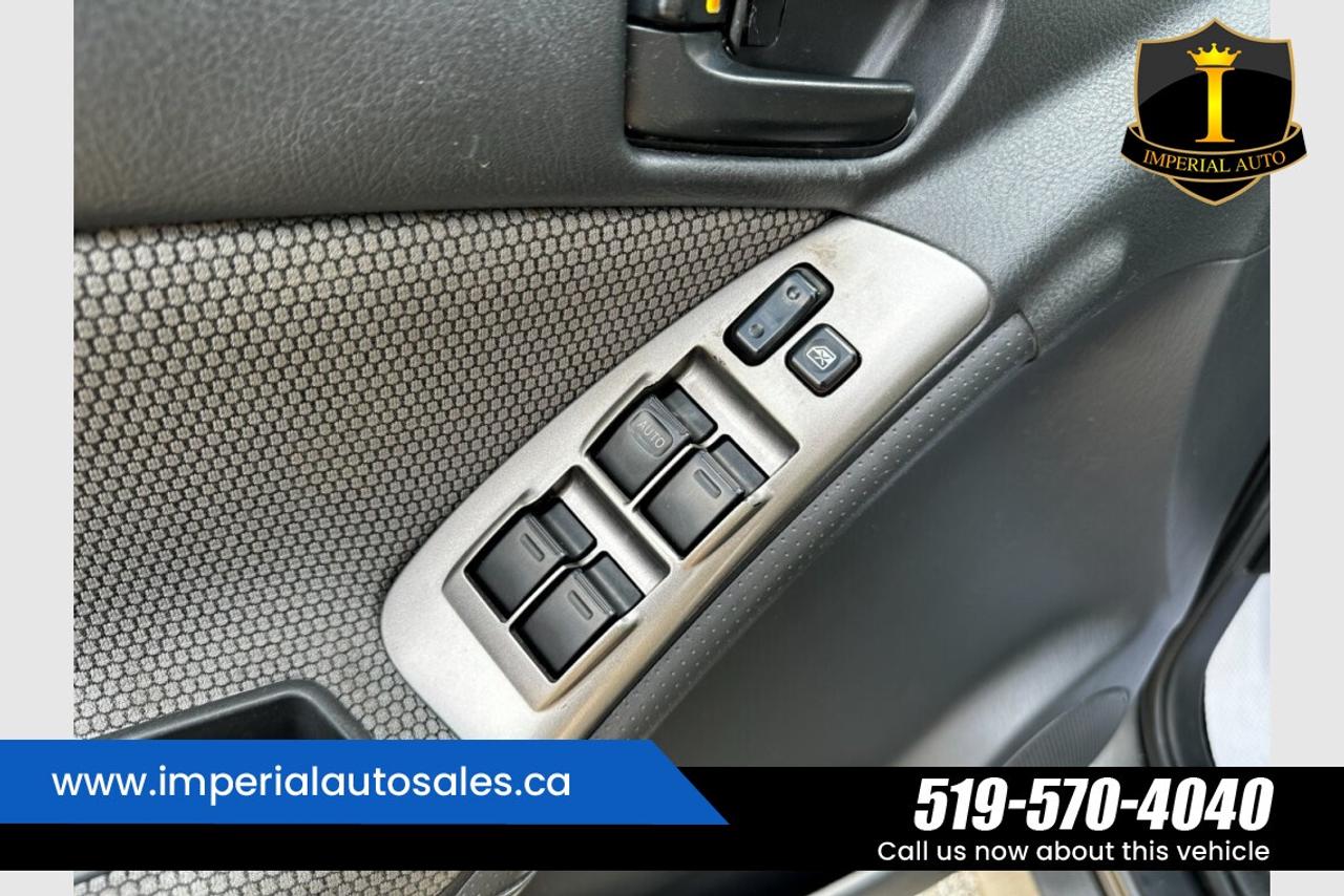 2007 Pontiac Vibe 1.8-FWD Photo