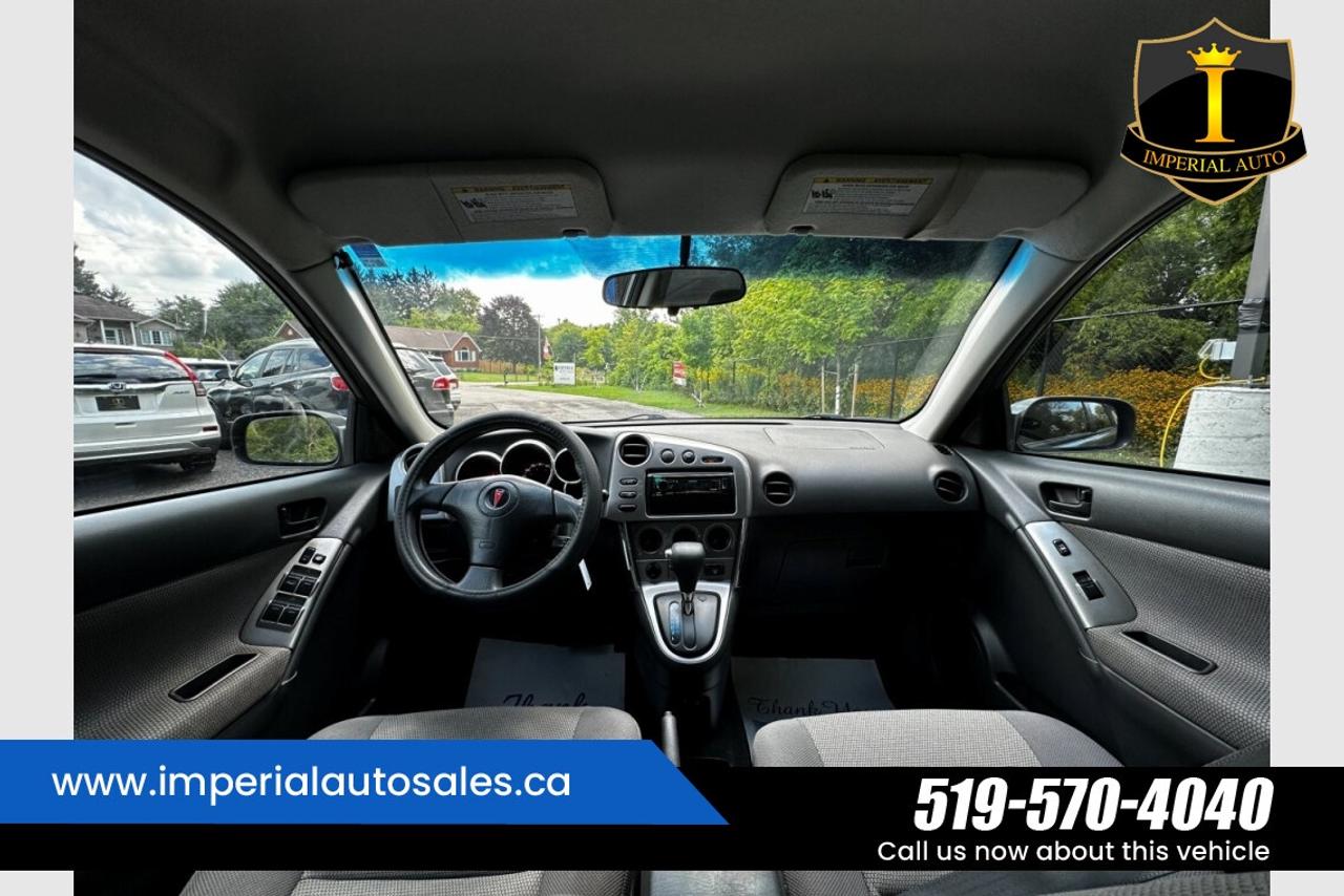 2007 Pontiac Vibe 1.8-FWD Photo
