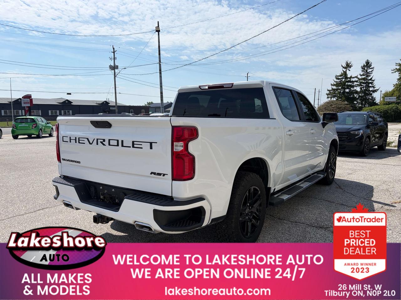 2022 Chevrolet Silverado 1500 LTD RST Photo3