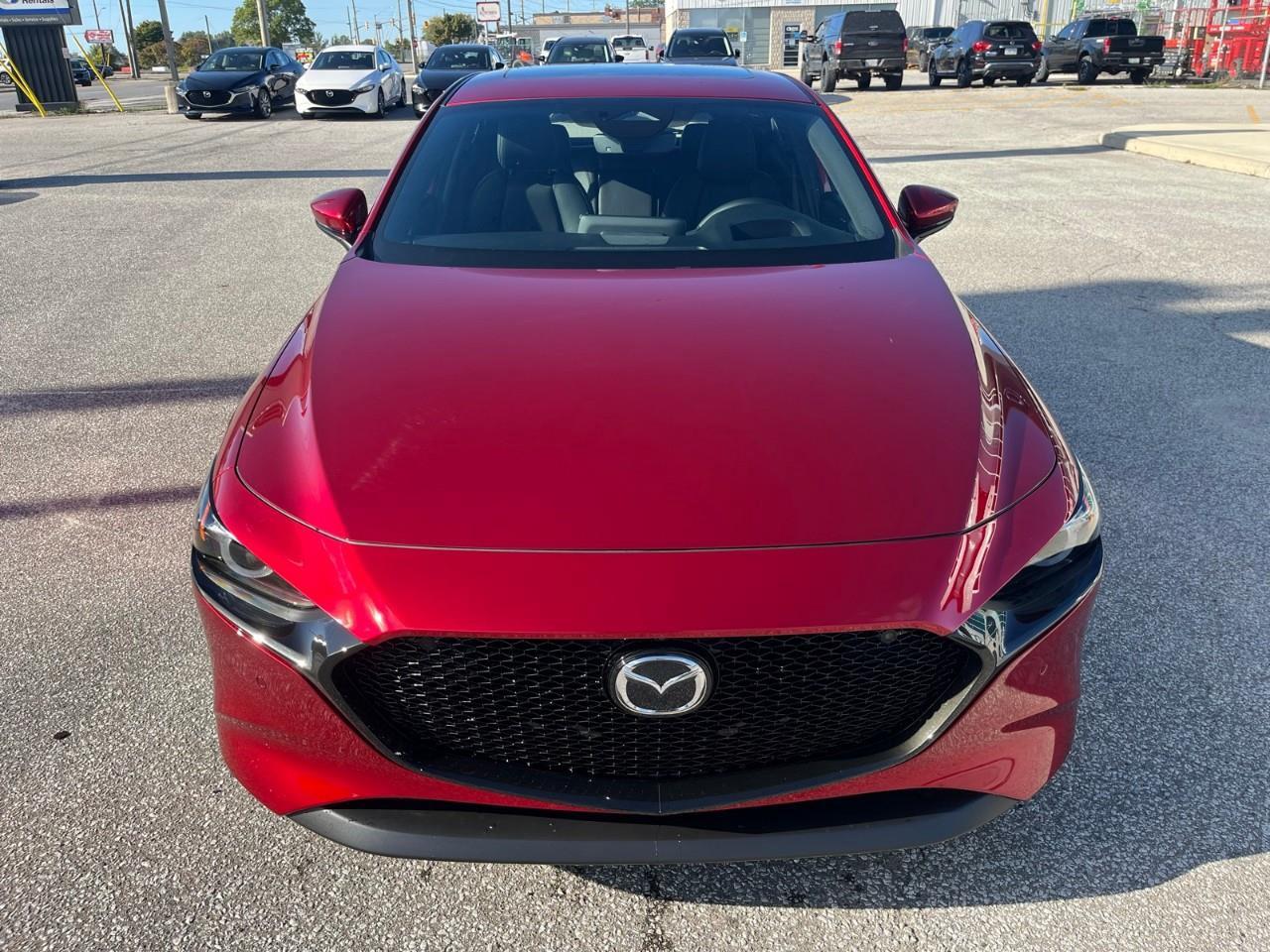 2026 Mazda MAZDA3 GT Photo5