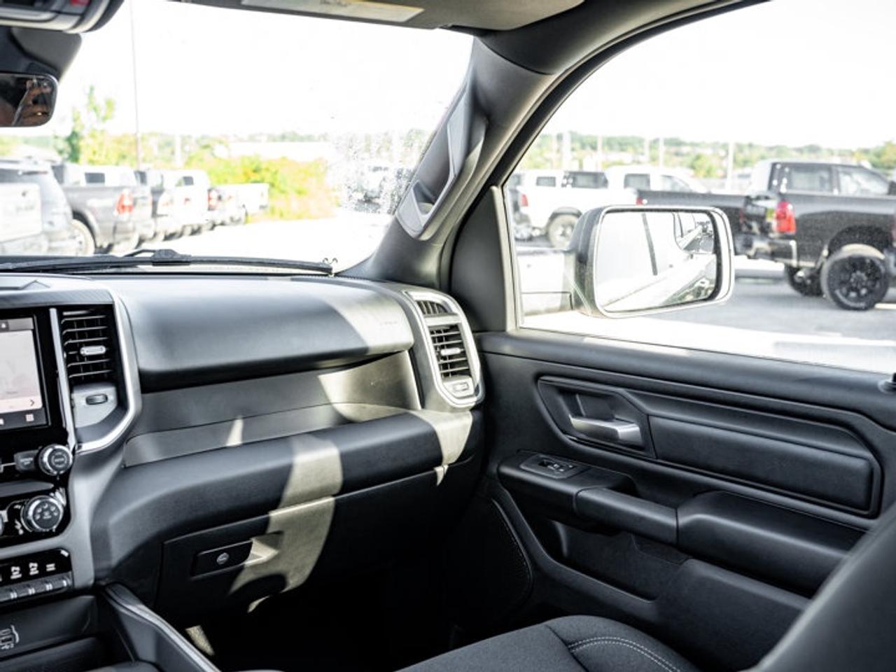 2026 RAM 1500 Express Photo