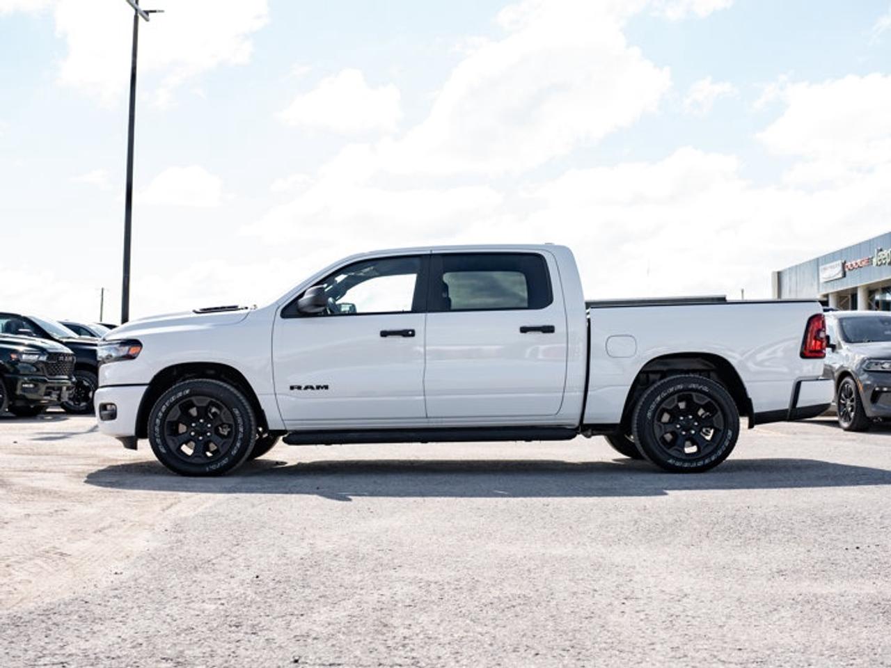 2026 RAM 1500 Express Photo