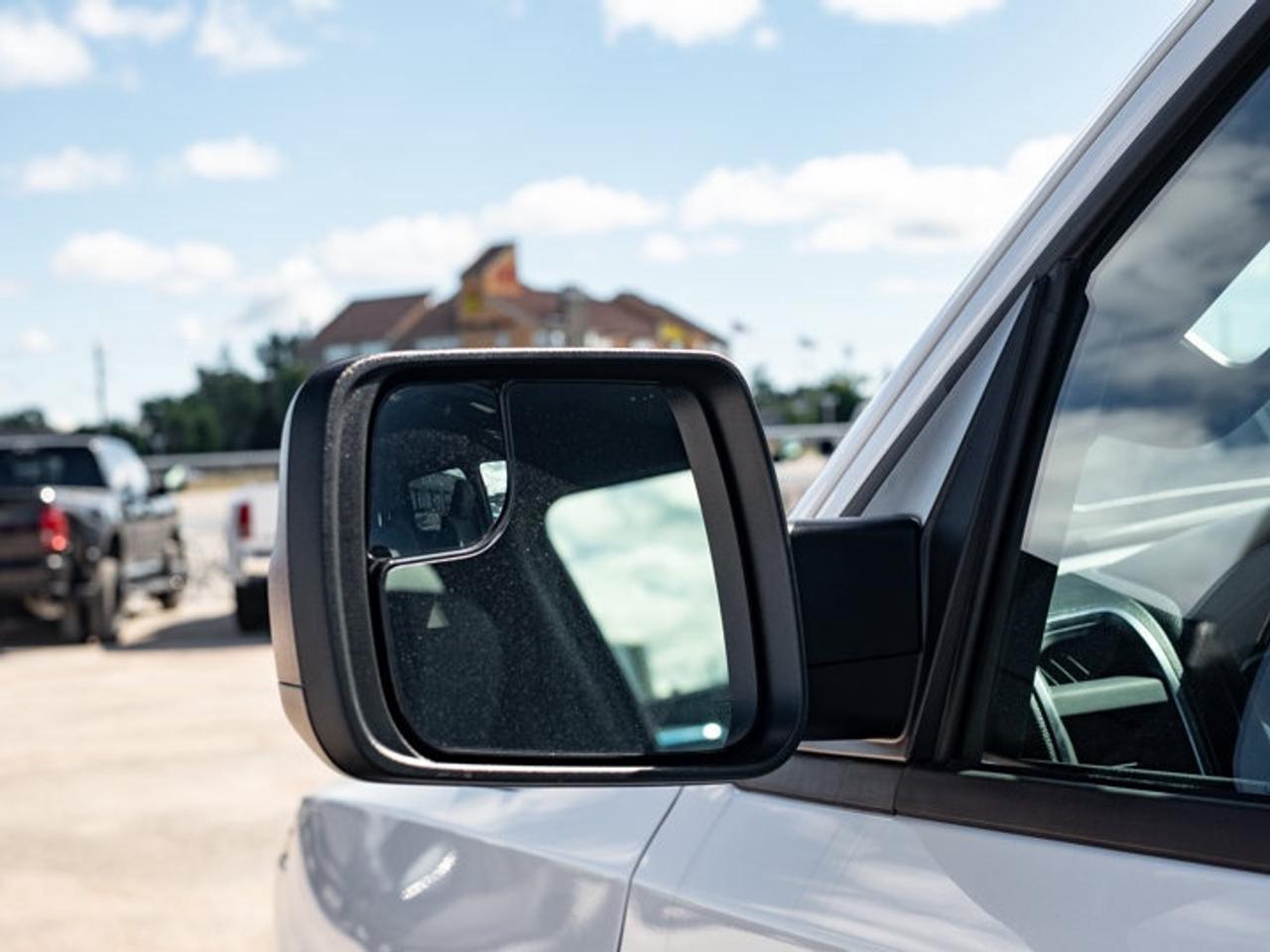 2026 RAM 1500 Express Photo