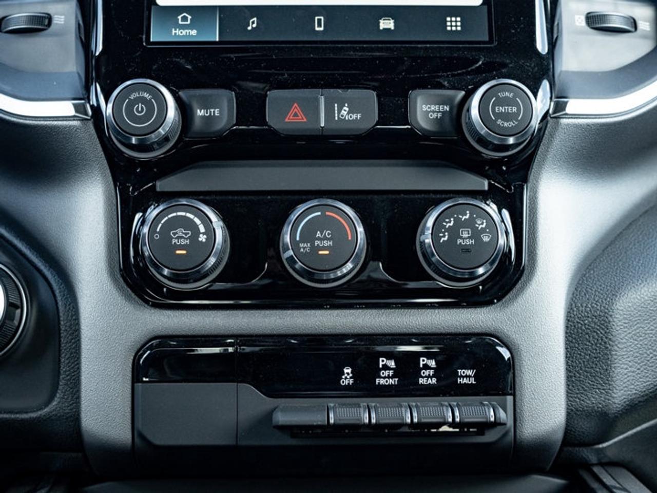 2026 RAM 1500 Express Photo