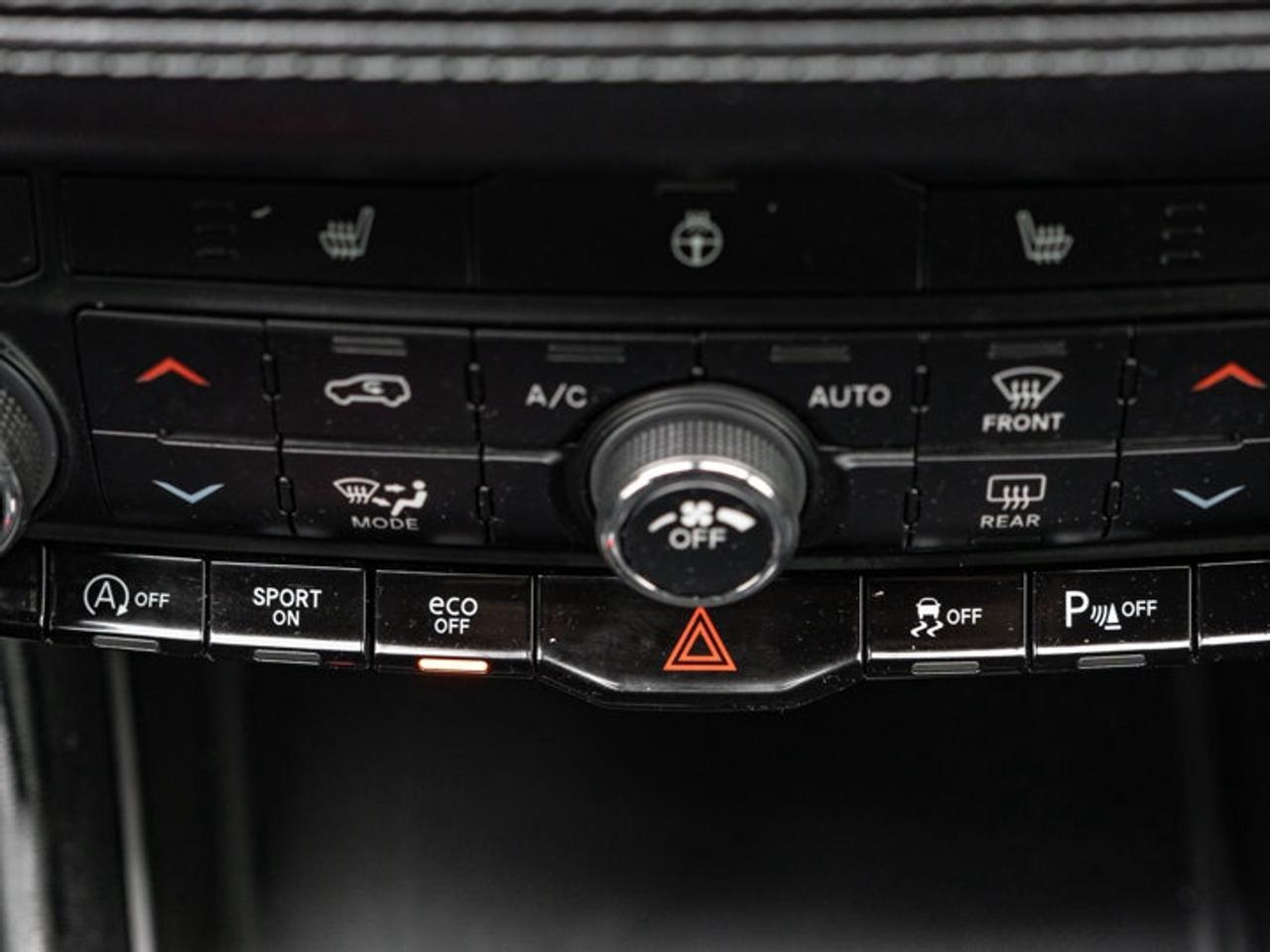 2021 Dodge Durango SXT Photo