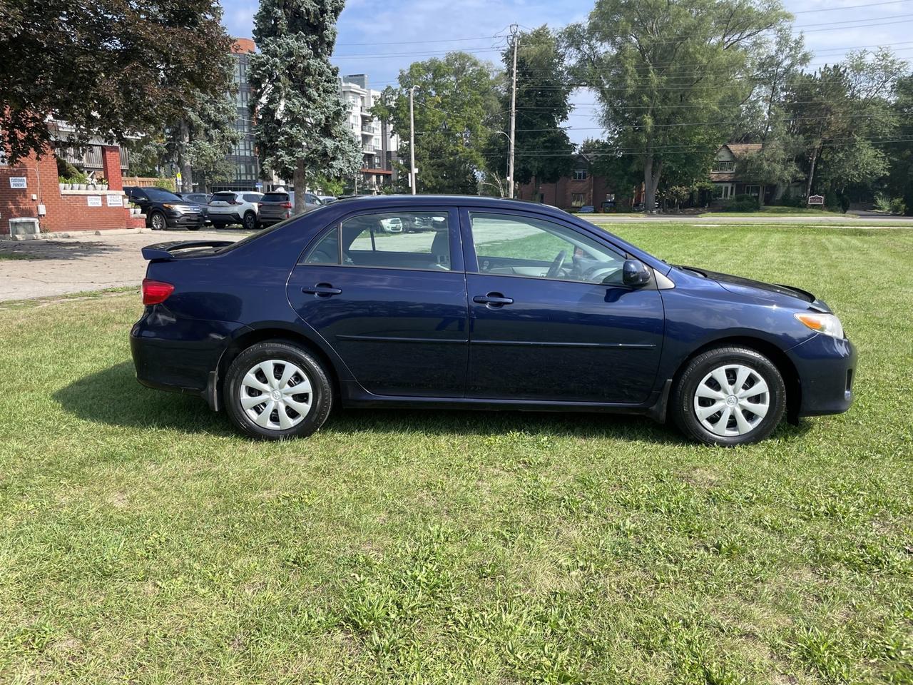 2011 Toyota Corolla Base 5-Speed Photo